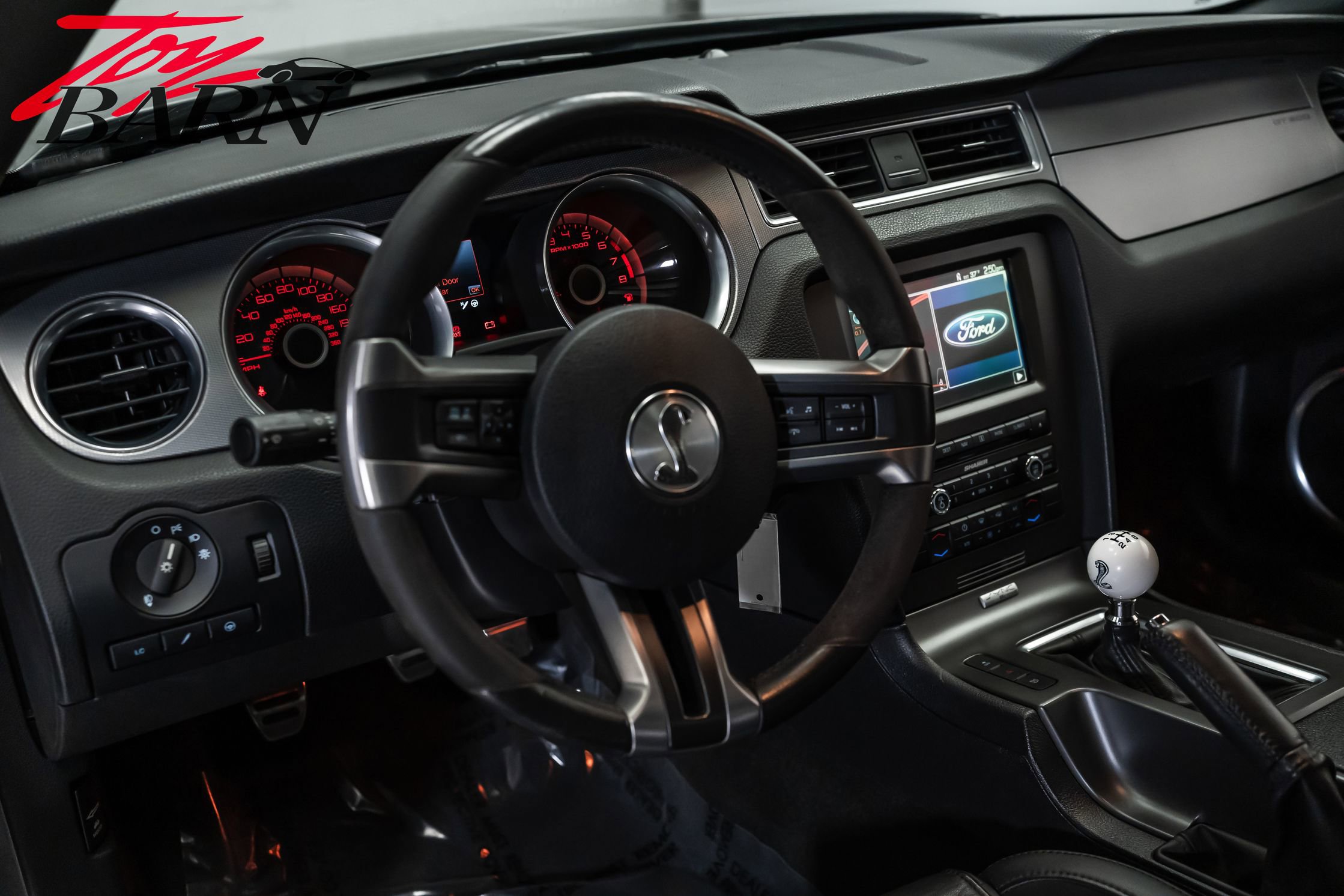 Used 2014 Ford Mustang Shelby GT500 w/ Equipment Group 821A image 28