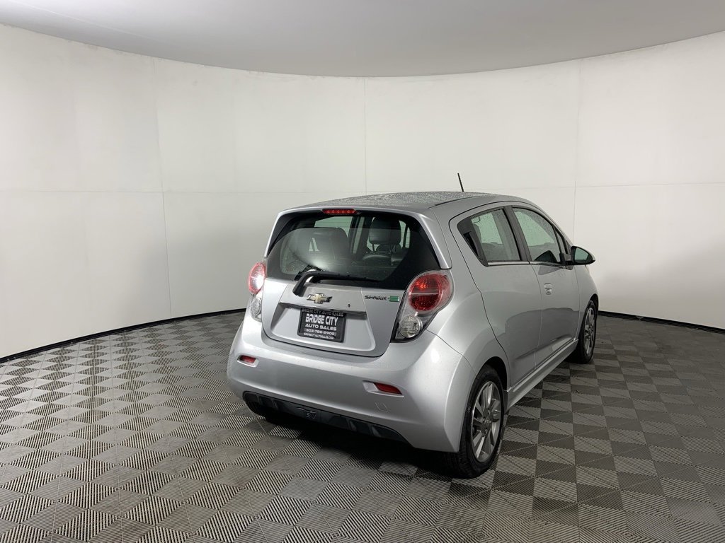 Used 2016 Chevrolet Spark LT image 3
