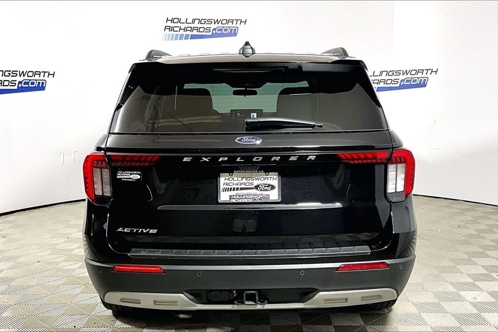 New 2026 Ford Explorer Active w/ Active Comfort Package RWD image 4