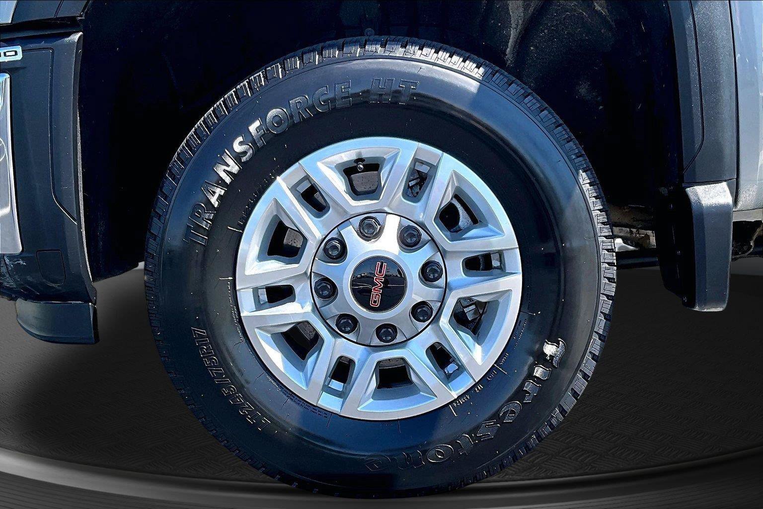 Used 2026 GMC Sierra 2500 SLE w/ SLE Value Package; AWD/4WD image 10