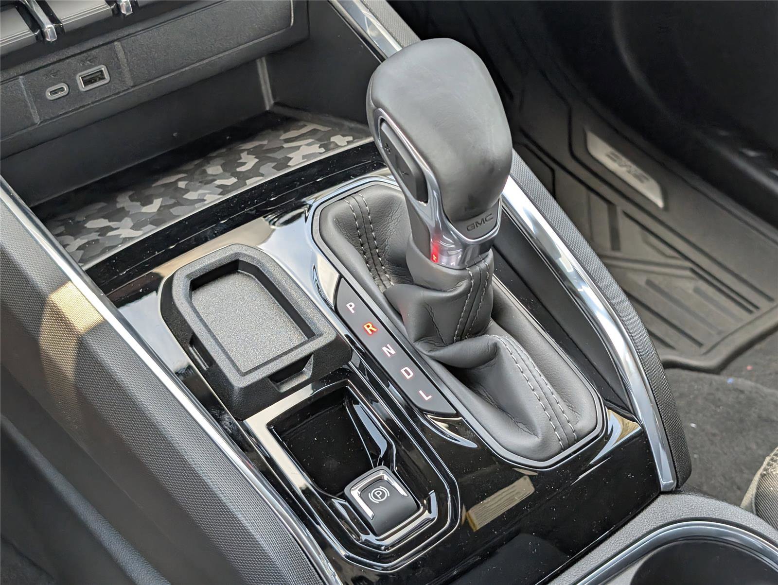 New 2025 GMC Canyon Elevation w/ Convenience Package image 21