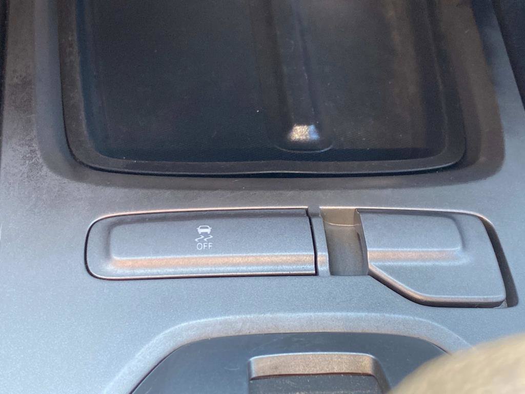 Used 2014 Chevrolet Camaro LT image 22