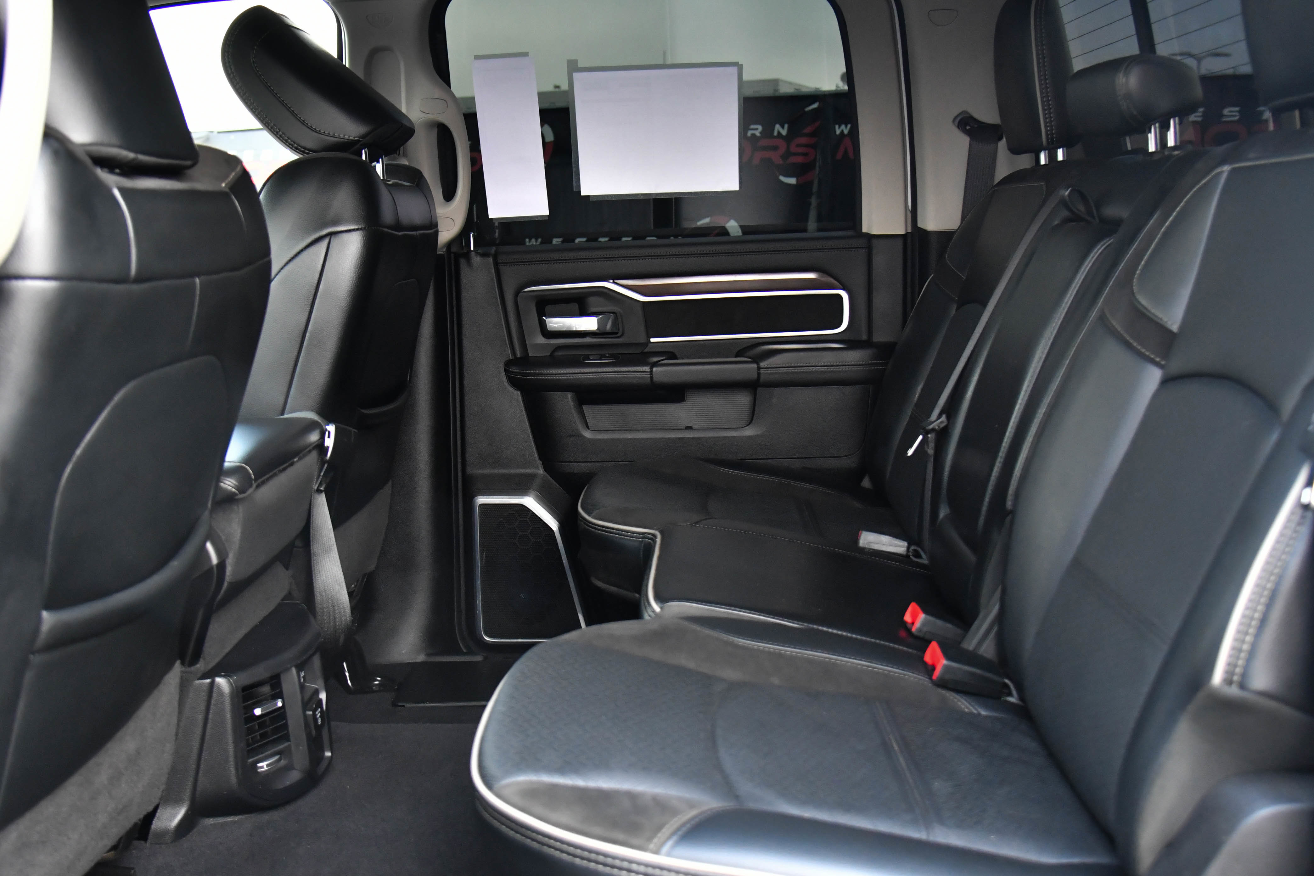 Used 2024 RAM 2500 Laramie image 45