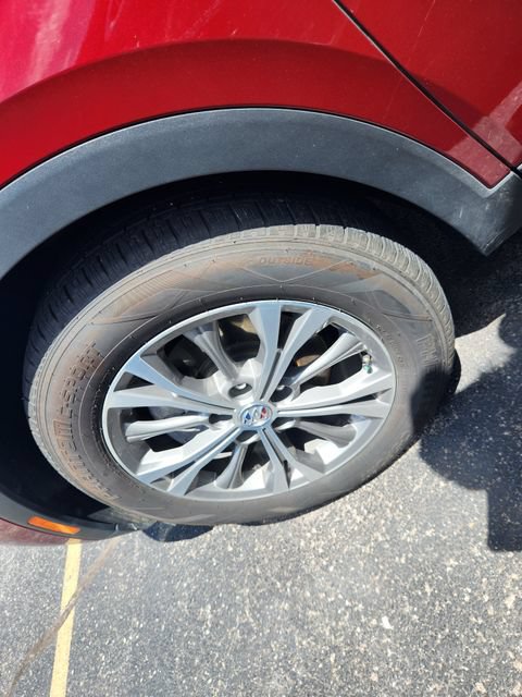 Used 2023 Buick Envision Preferred AWD/4WD image 22