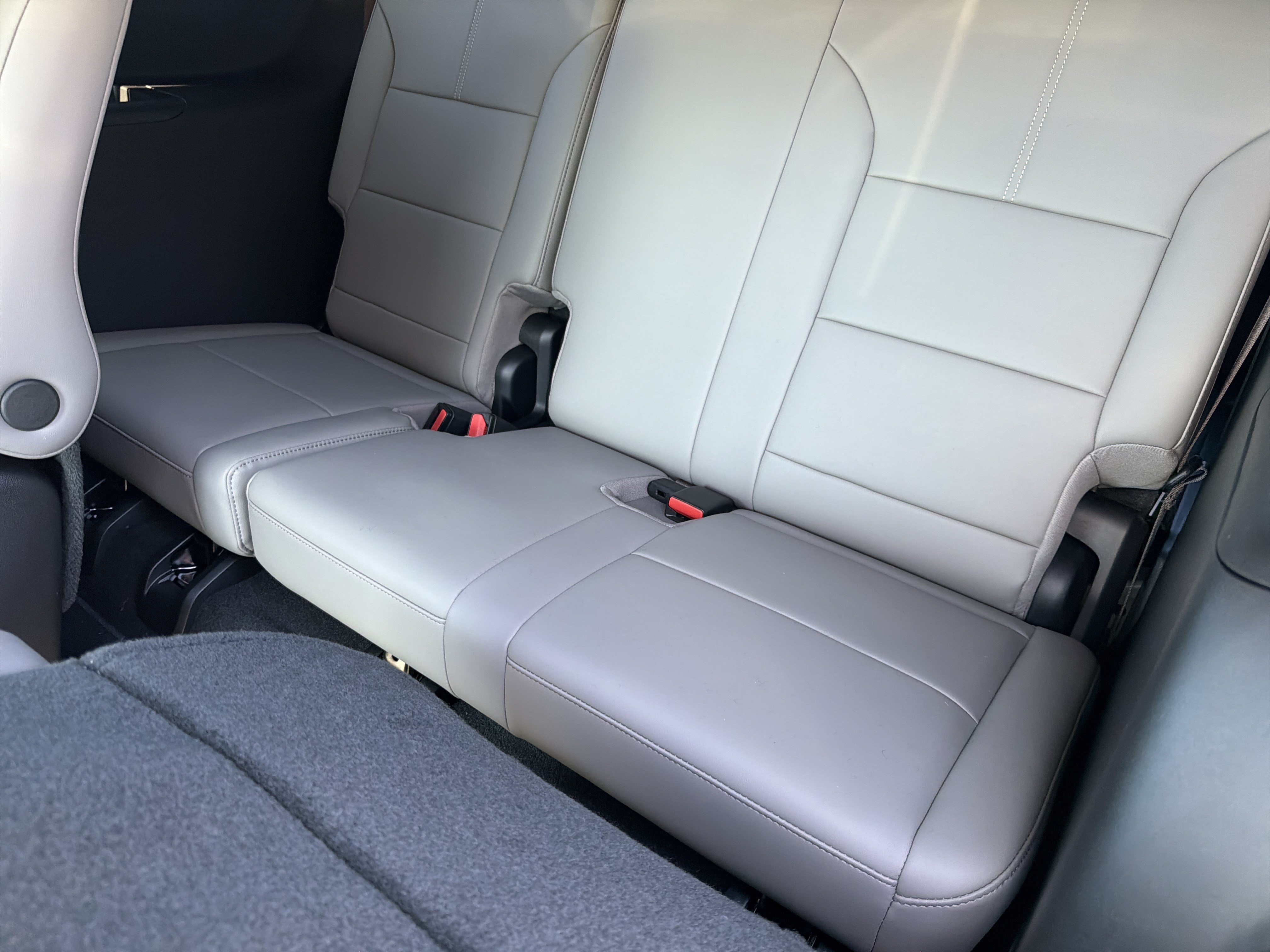 New 2027 GMC Acadia Elevation w/ Elevation Premium Package FWD image 21