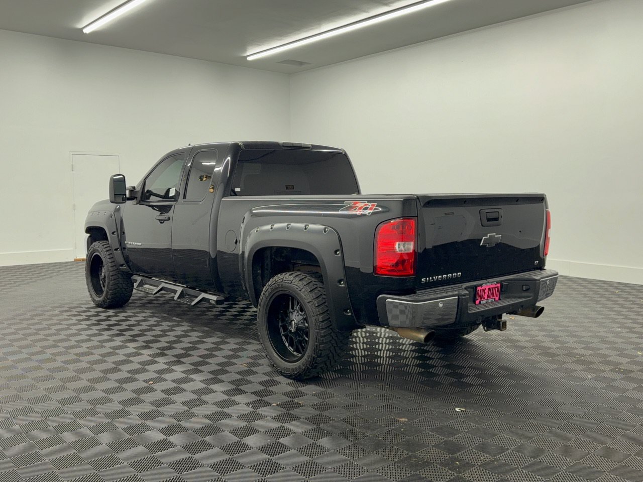 Used 2013 Chevrolet Silverado 1500 LT w/ All-Star Edition AWD/4WD image 3