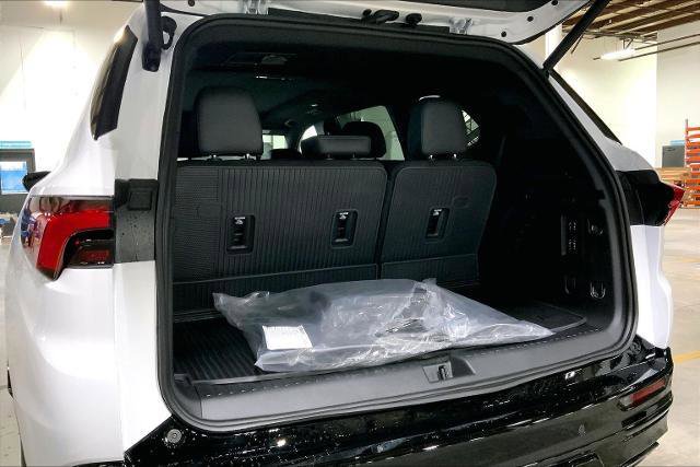 New 2026 Buick Enclave Sport Touring w/ Power Package image 3