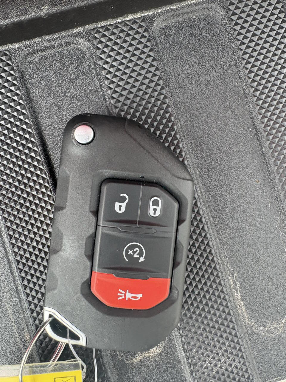 Used 2024 Jeep Wrangler Unlimited Sahara w/ Safety Group AWD/4WD image 50