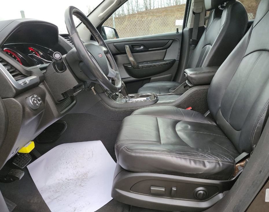 Used 2016 GMC Acadia SLT w/ Open Road Package image 4