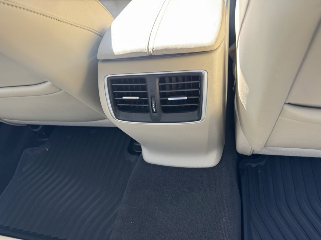 Used 2020 Acura TLX w/ Technology Package image 9