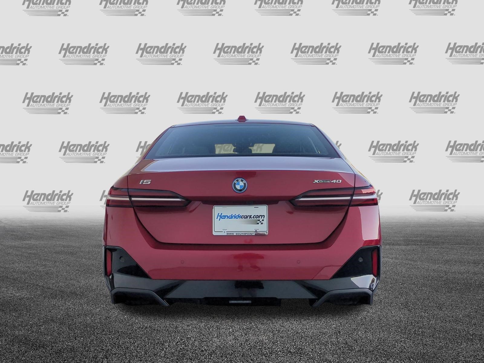 Used 2026 BMW i5 eDrive40 AWD/4WD image 9
