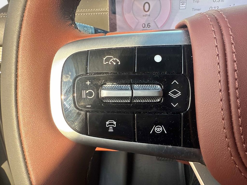 Used 2025 Genesis GV80 3.5T Prestige image 32