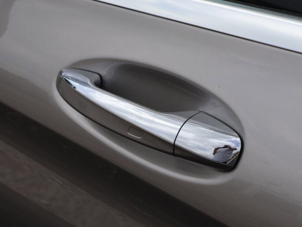 Used 2019 Mercedes-Benz C 300 4MATIC Sedan image 19