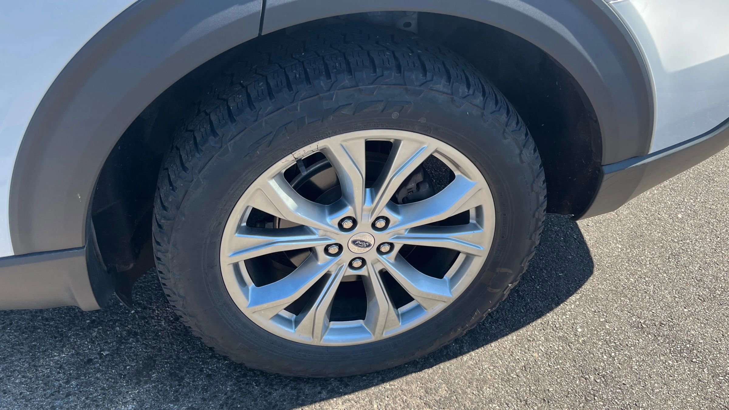 Used 2021 Ford Explorer XLT w/ Equipment Group 202A image 15