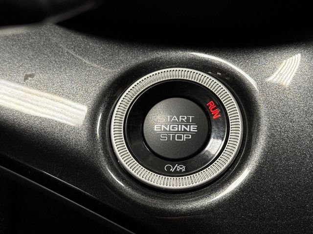 Used 2023 Jeep Grand Cherokee L Laredo image 20