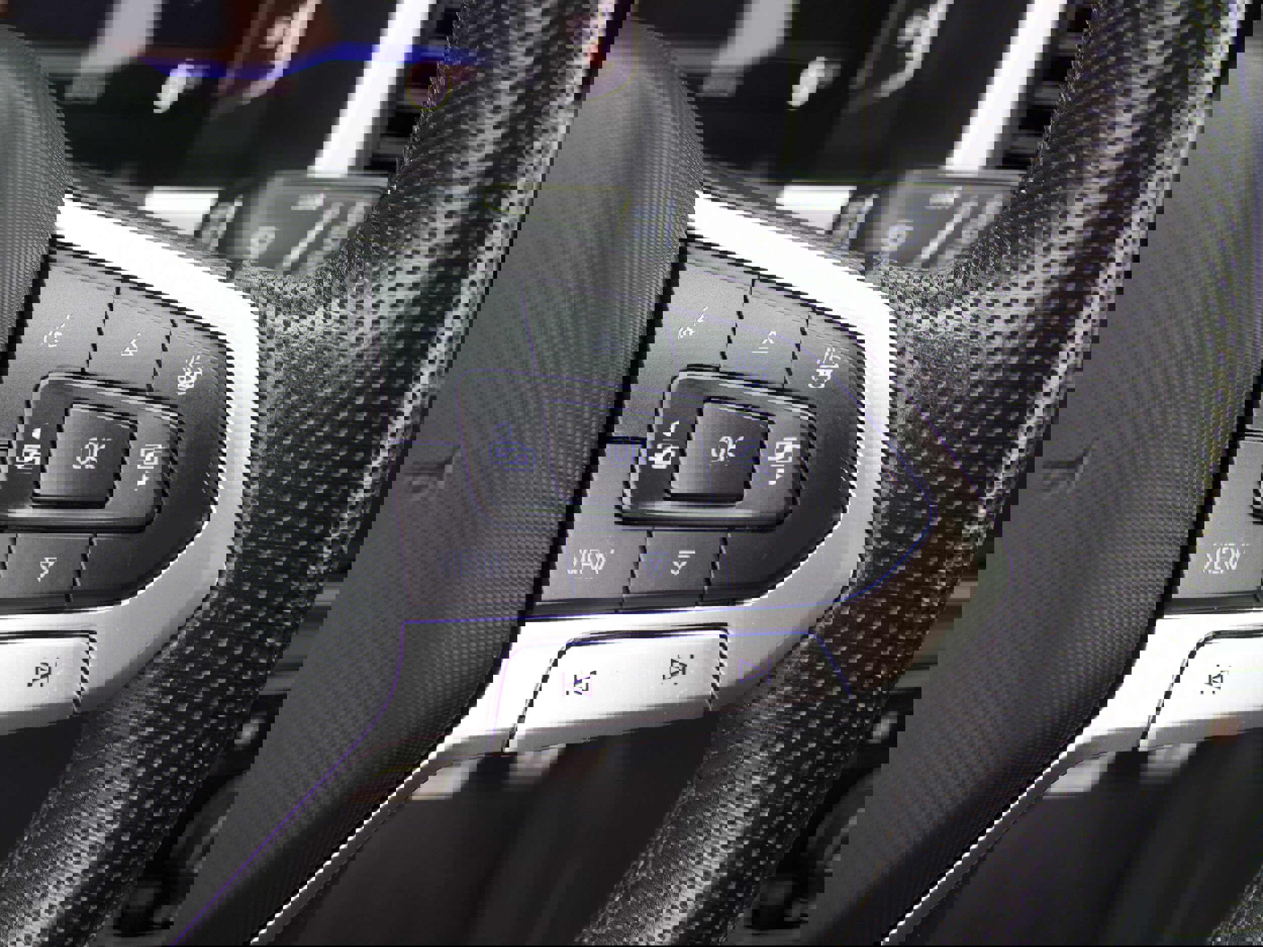 Used 2021 Volkswagen Atlas Cross Sport SEL Premium R-Line image 18