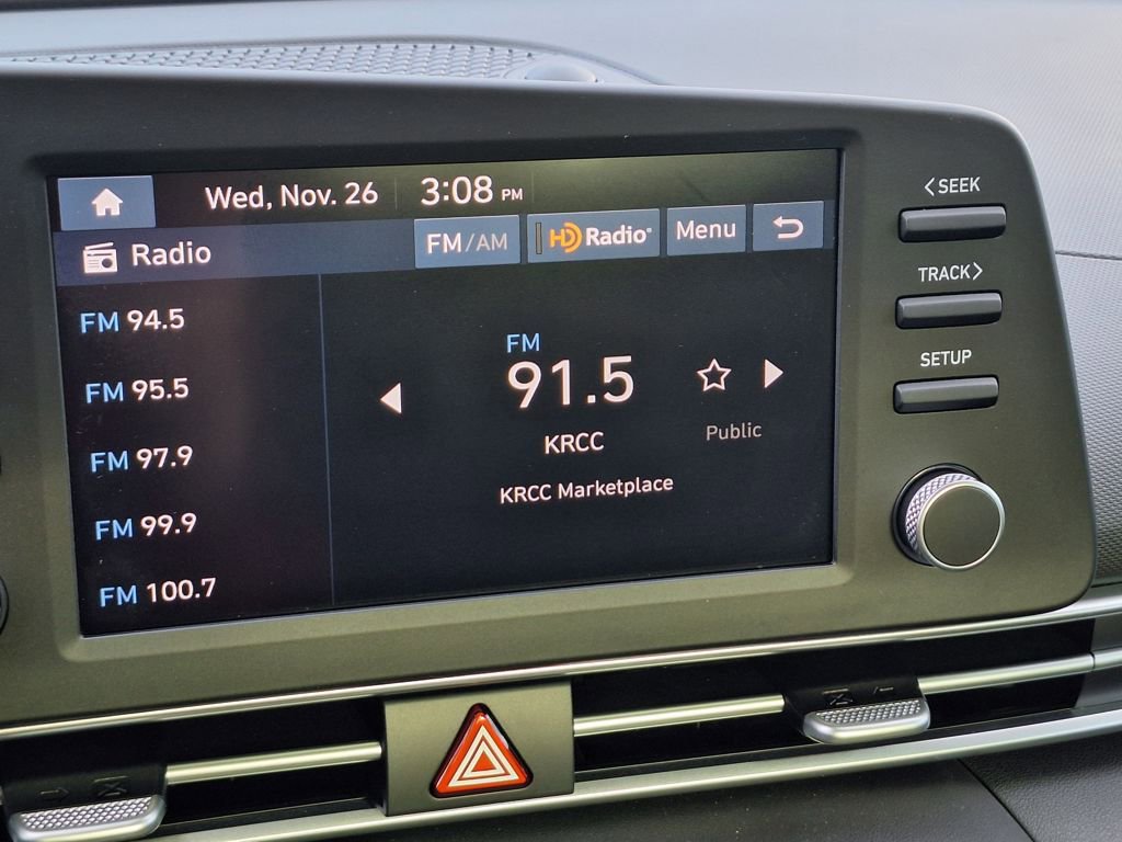 Certified 2025 Hyundai Elantra SE image 18