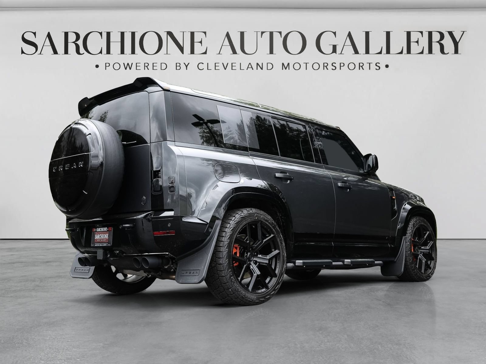 Used 2026 Land Rover Defender 110 V8 AWD/4WD image 4