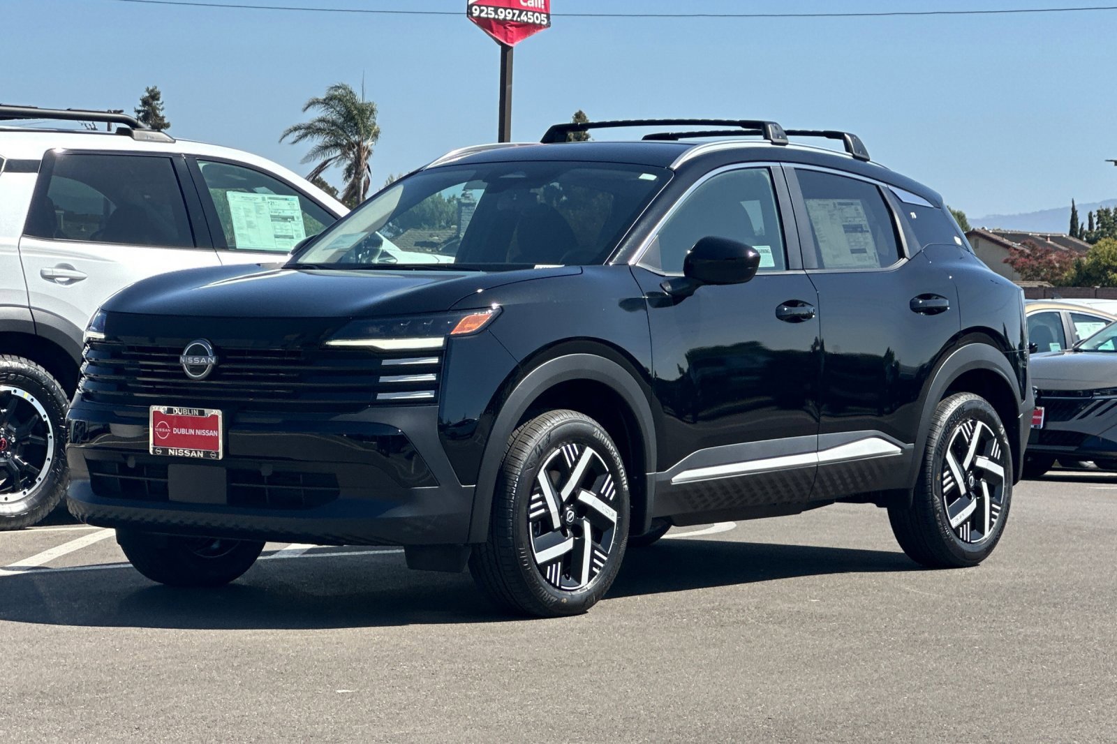 New 2027 Nissan Kicks SV w/ Cold Weather Package FWD image 8