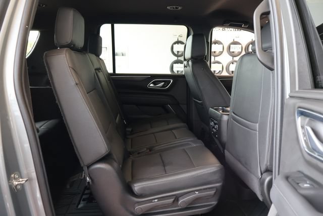 Used 2024 Chevrolet Suburban Z71 AWD/4WD image 24