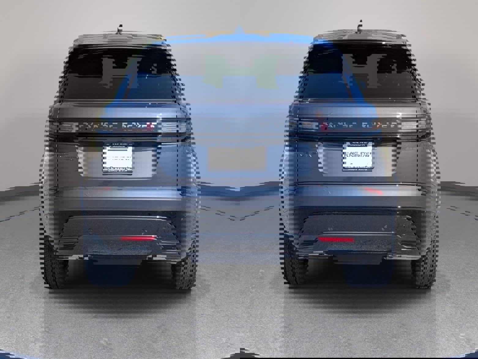 New 2026 Land Rover Range Rover Velar Dynamic SE AWD/4WD image 6