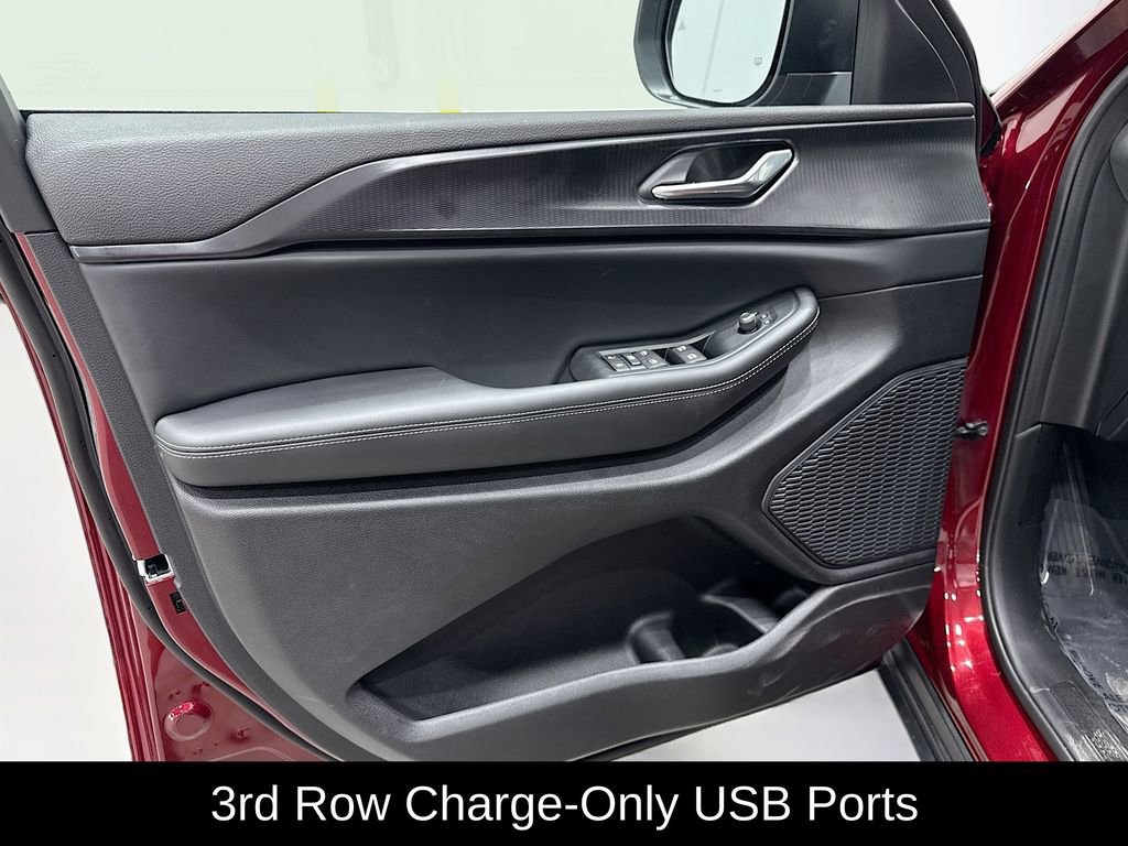 New 2025 Jeep Grand Cherokee L Laredo w/ Luxury Tech Group I image 18