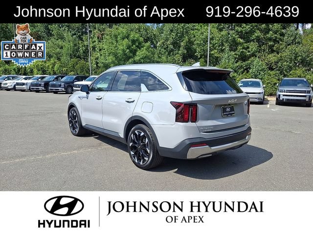 Used 2024 Kia Sorento EX w/ Panoramic Sunroof Package FWD image 26