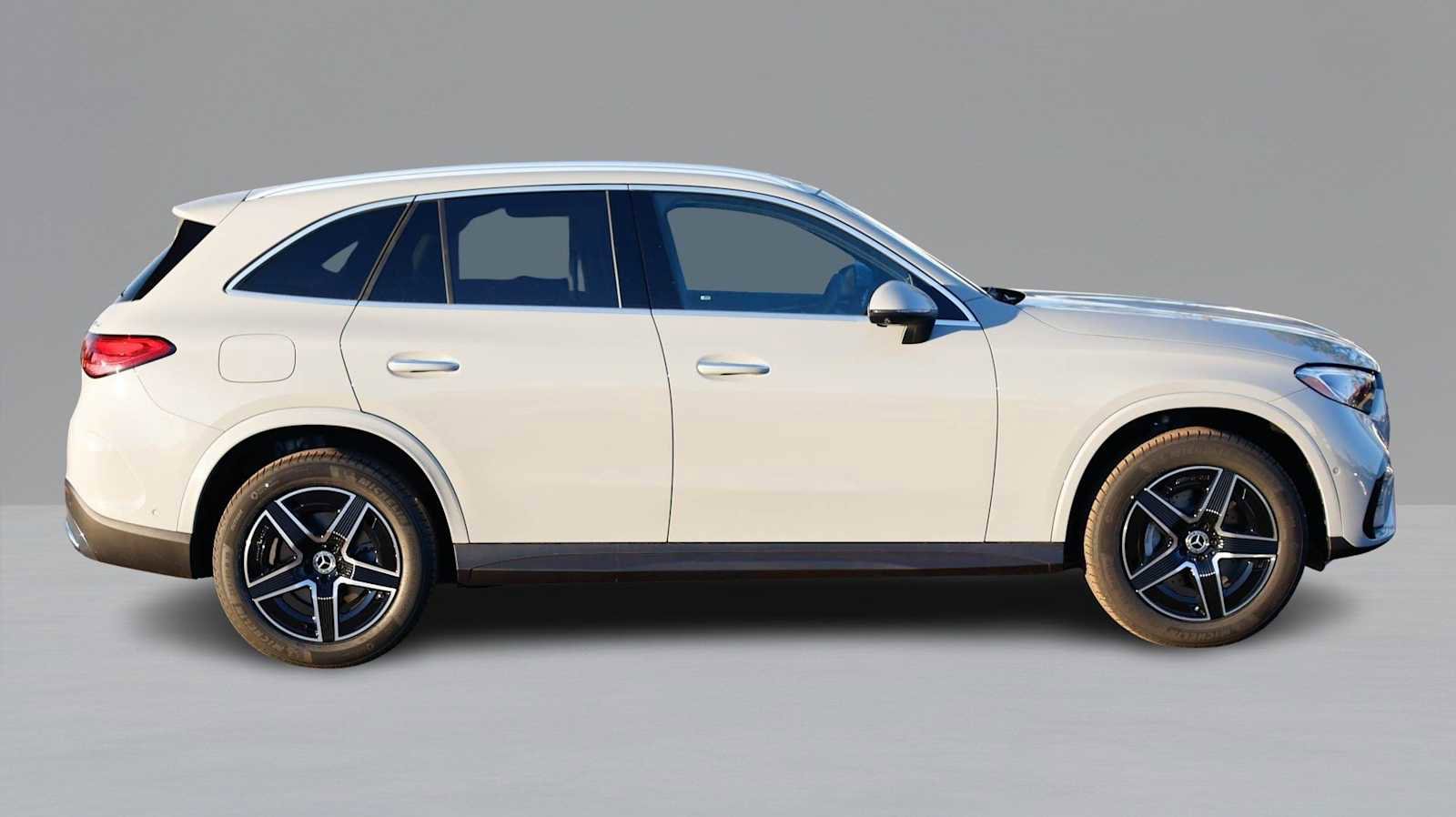 New 2026 Mercedes-Benz GLC 300 4MATIC image 4