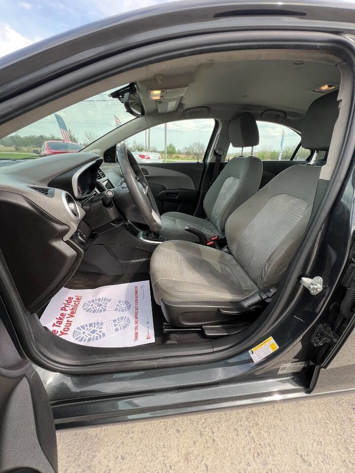 Used 2019 Chevrolet Sonic LS FWD image 12