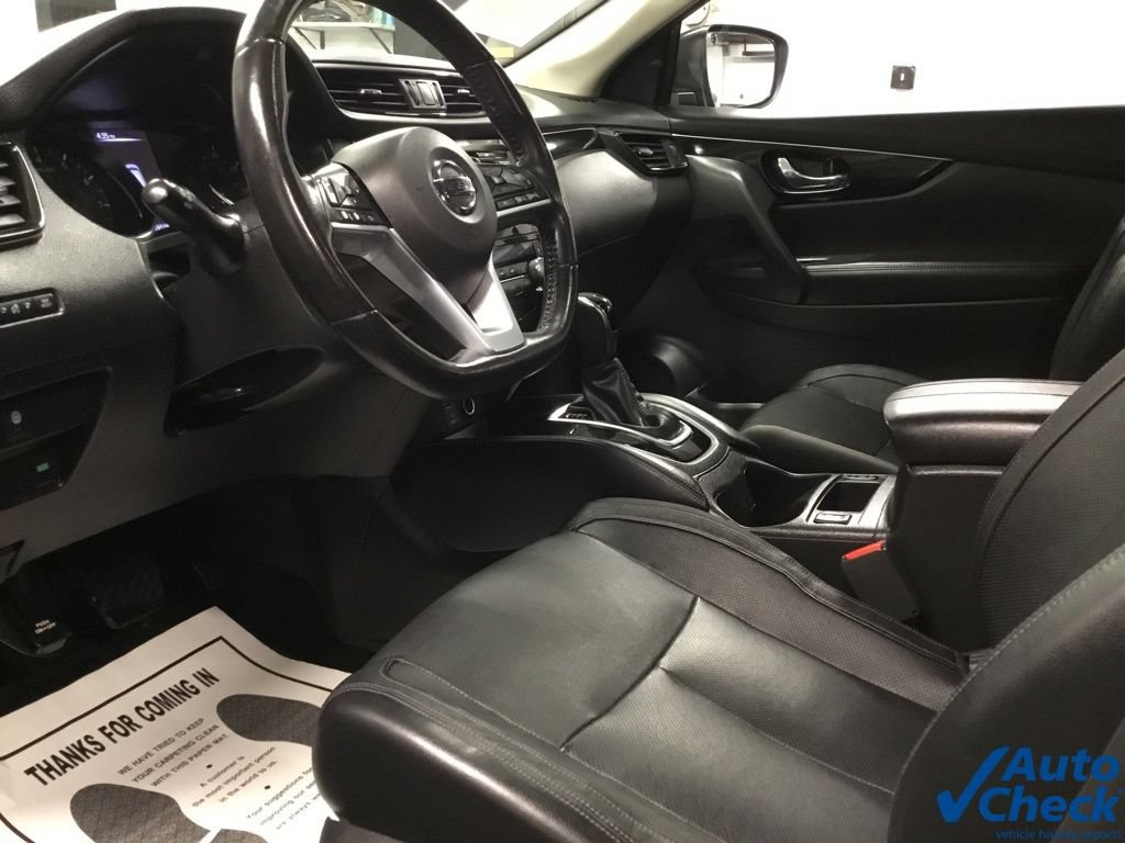 Used 2018 Nissan Rogue Sport SL w/ SL Premium Package AWD/4WD image 21