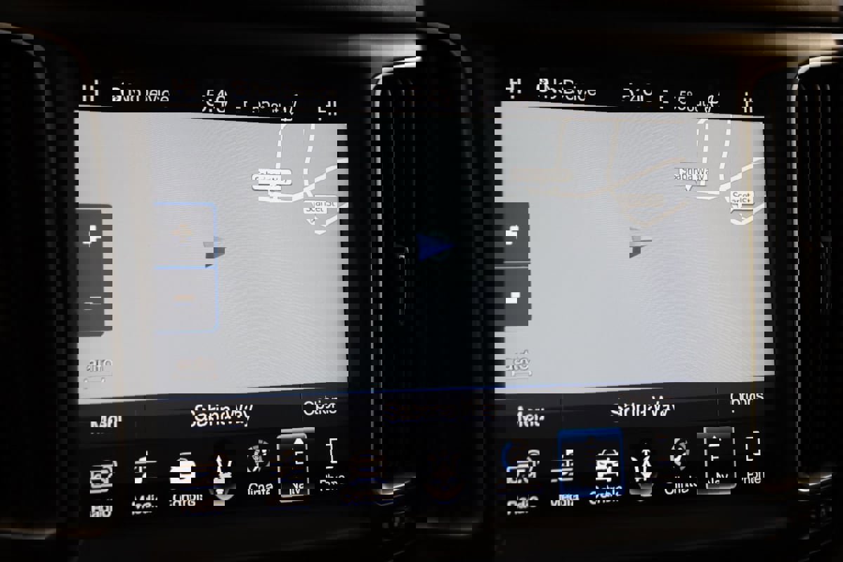 Used 2018 Maserati Levante GranSport image 9