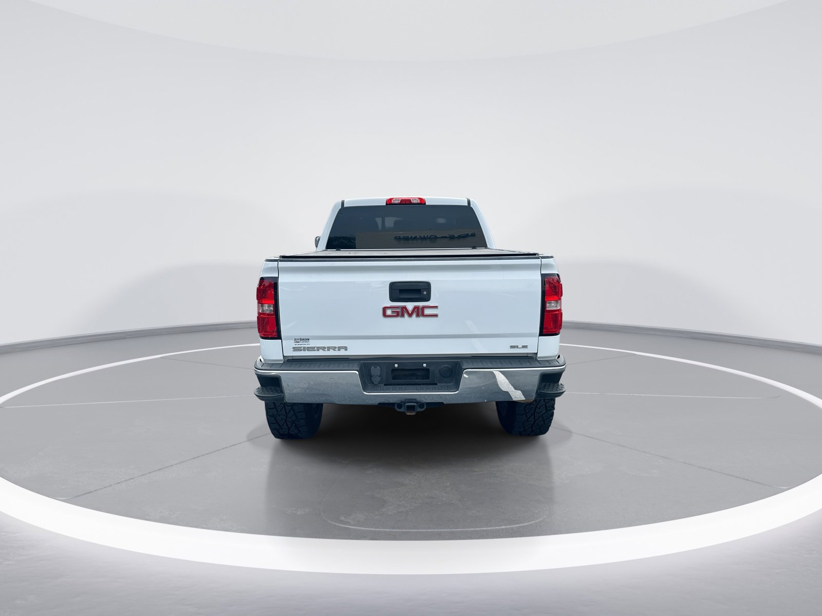 Used 2015 GMC Sierra 1500 SLE w/ SLE Value Package AWD/4WD image 8