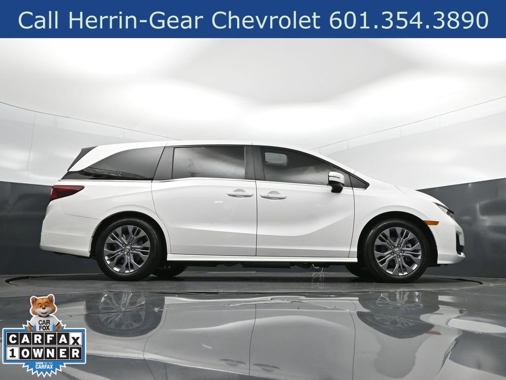 Used 2025 Honda Odyssey Touring image 45