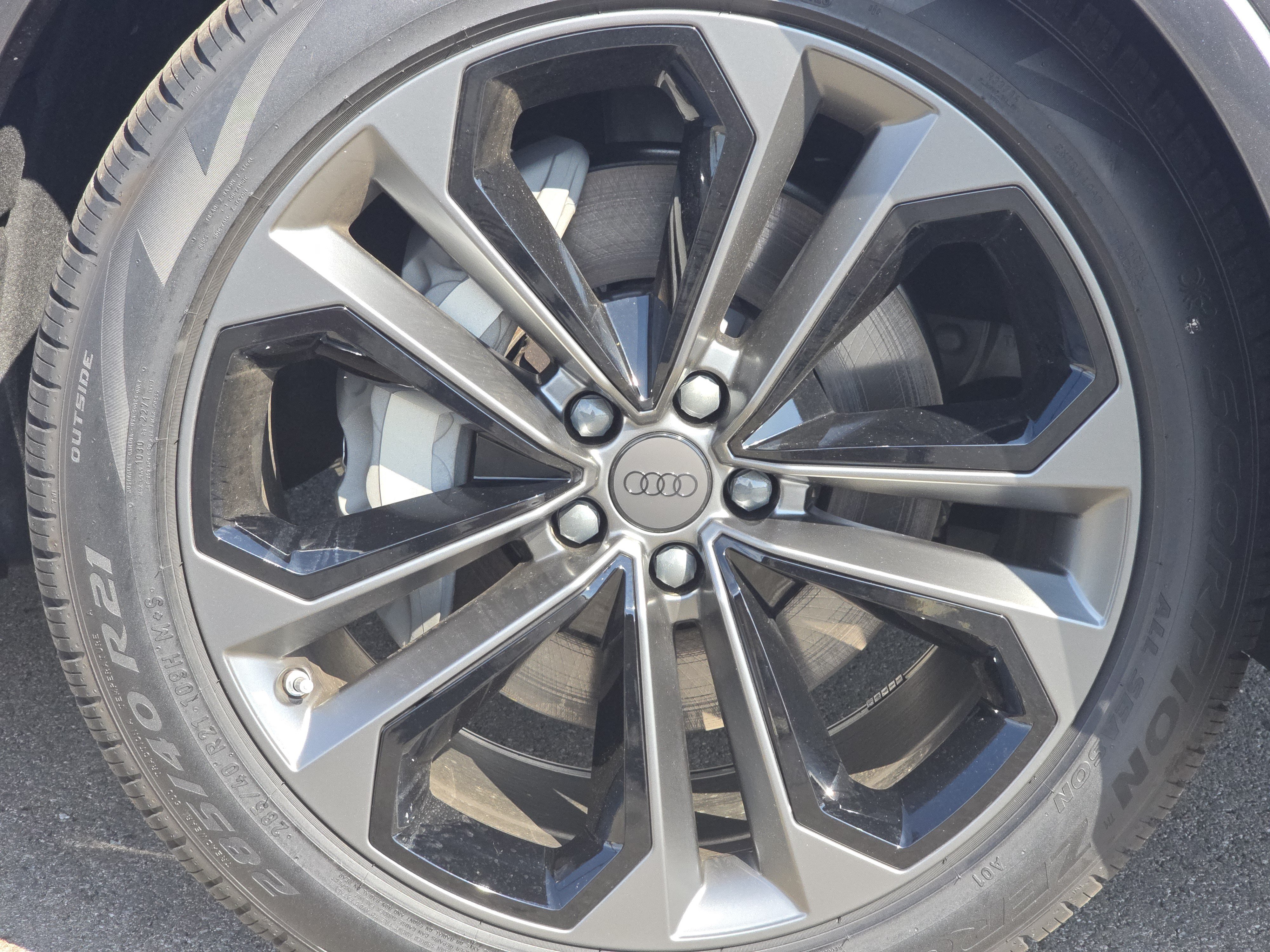 New 2026 Audi Q7 Premium Plus AWD/4WD image 15