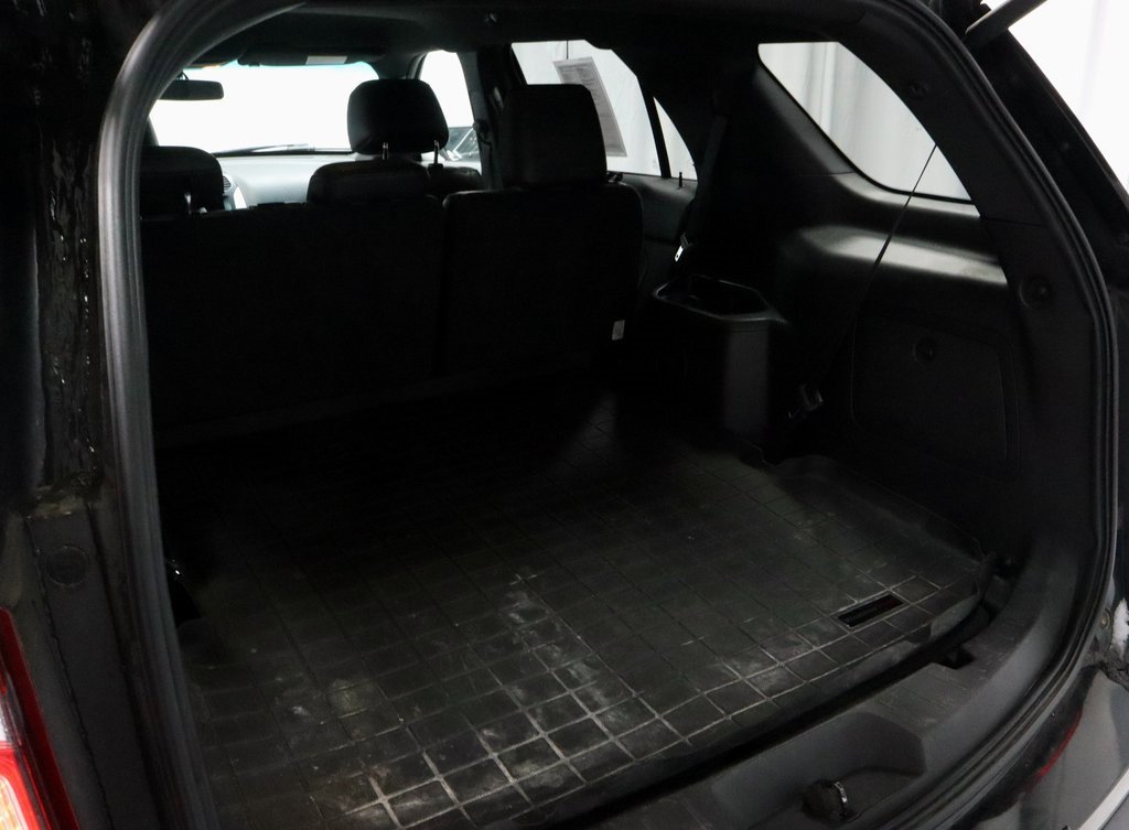 Used 2015 Ford Explorer XLT w/ Equipment Group 202A image 14