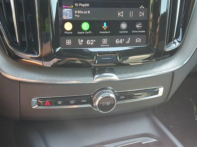 Used 2022 Volvo XC60 T8 R-Design w/ Advanced Package AWD/4WD image 19