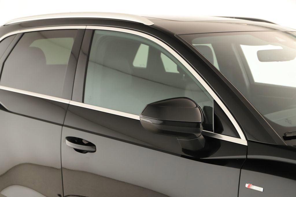 Certified 2024 Audi Q3 2.0T Premium w/ Convenience Package image 34