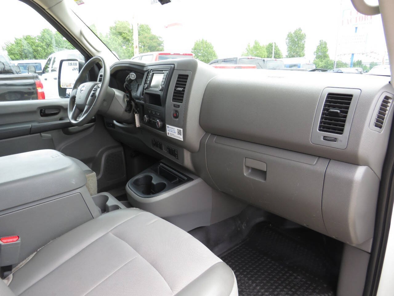 Used 2021 Nissan NV 2500 SV w/ Navigation Package RWD image 9