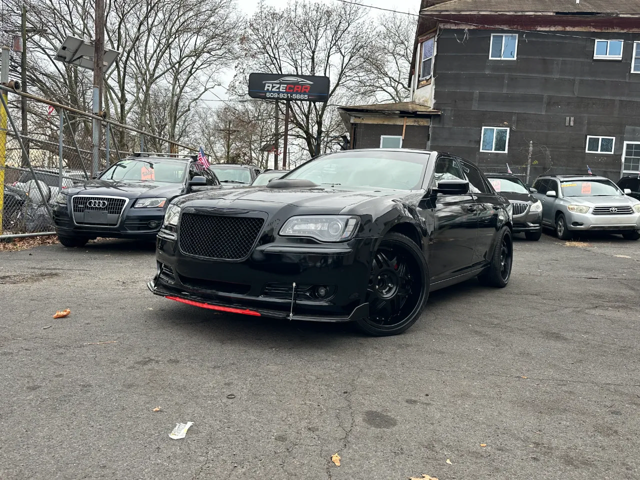 Used 2014 Chrysler 300 C RWD image 6