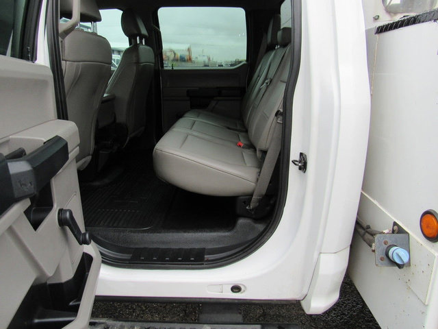 Used 2017 Ford F550 2WD Crew Cab Super Duty image 34