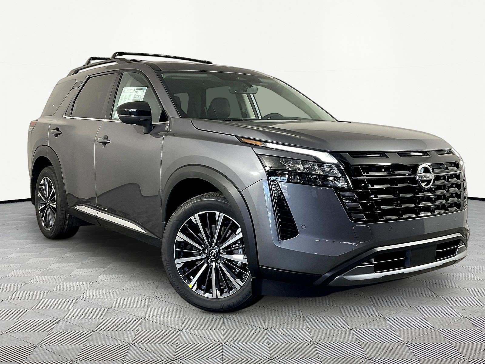 New 2026 Nissan Pathfinder Platinum AWD/4WD image 3