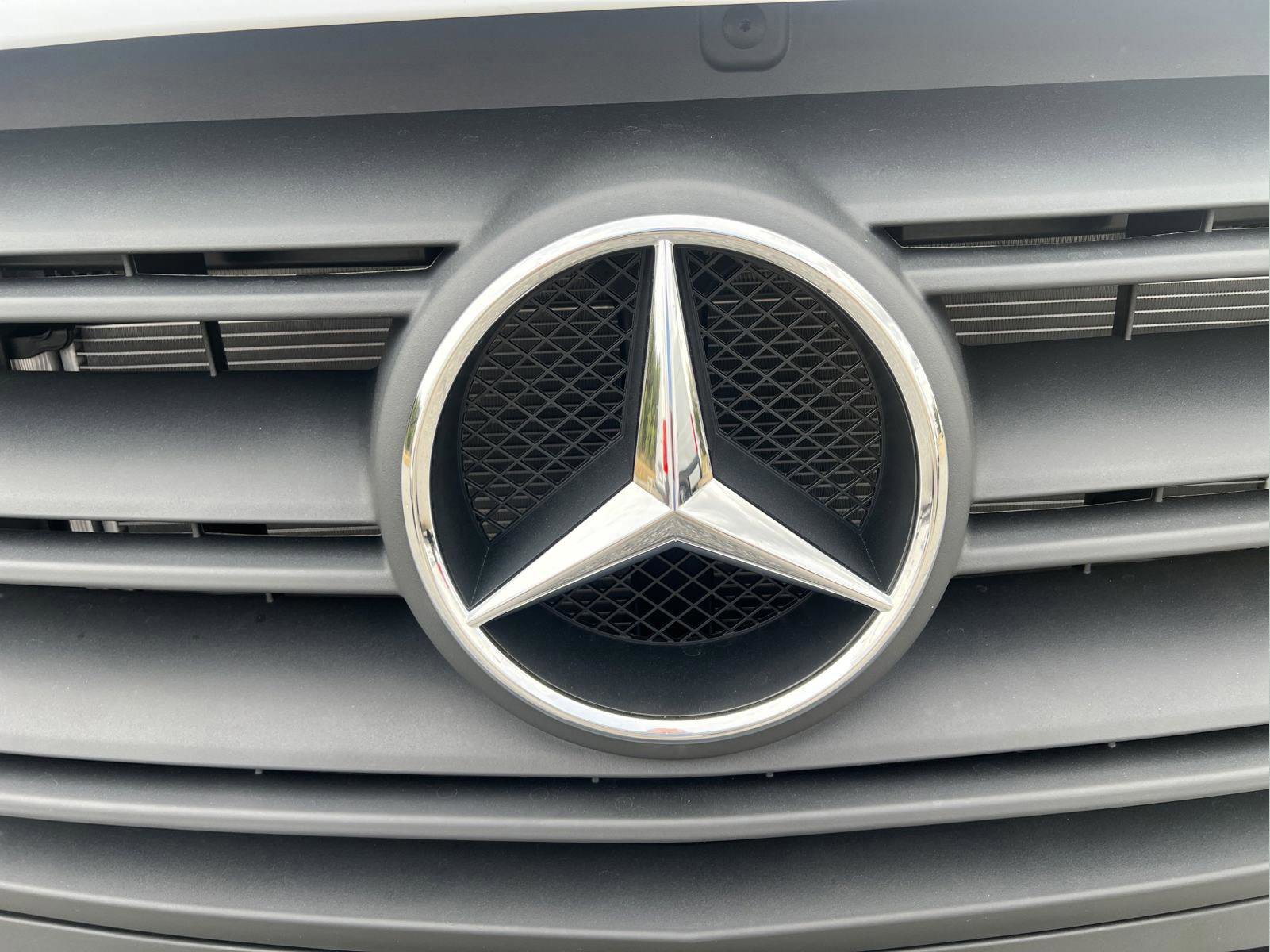 Certified 2025 Mercedes-Benz Sprinter 2500 image 9