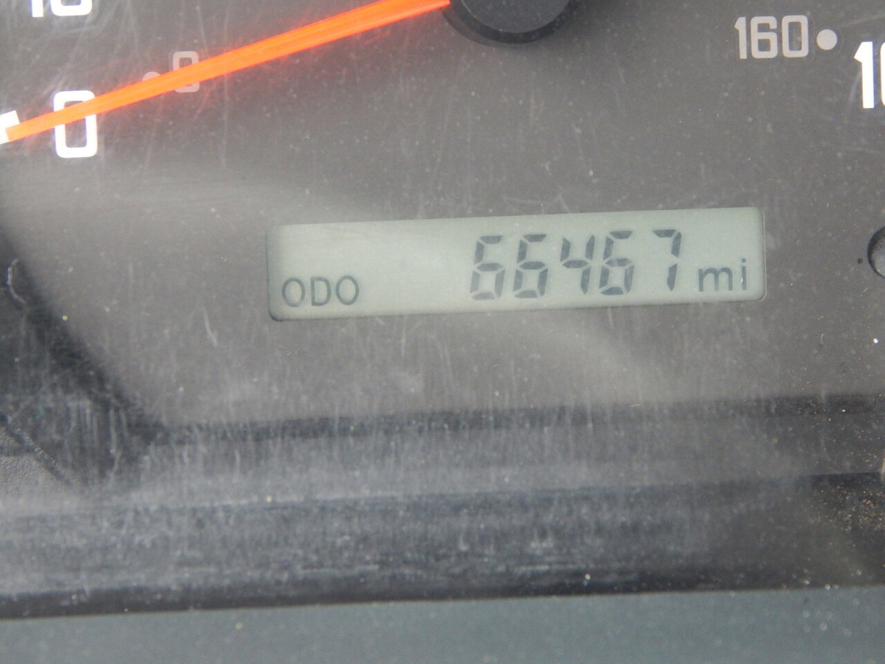 Used 2018 Isuzu NPR image 25