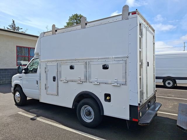 Used 2013 Ford E-350 and Econoline 350 Super Duty RWD image 6