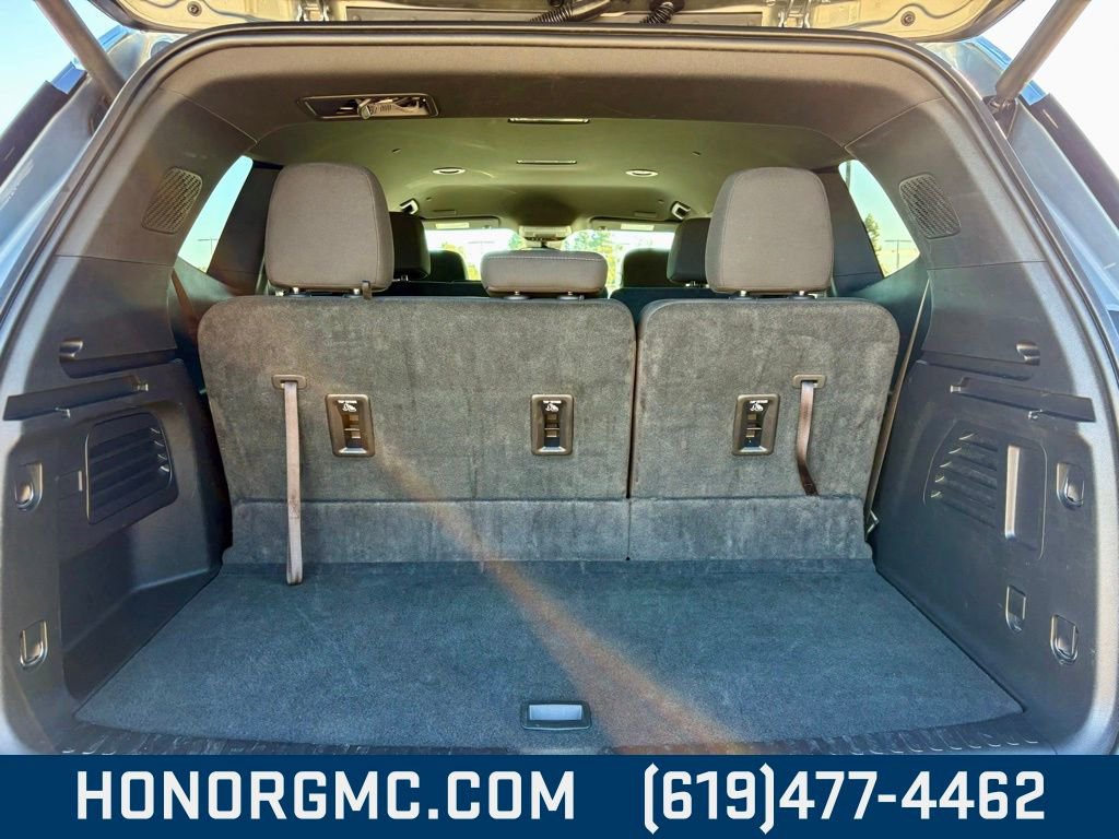 Used 2025 GMC Acadia Elevation image 21