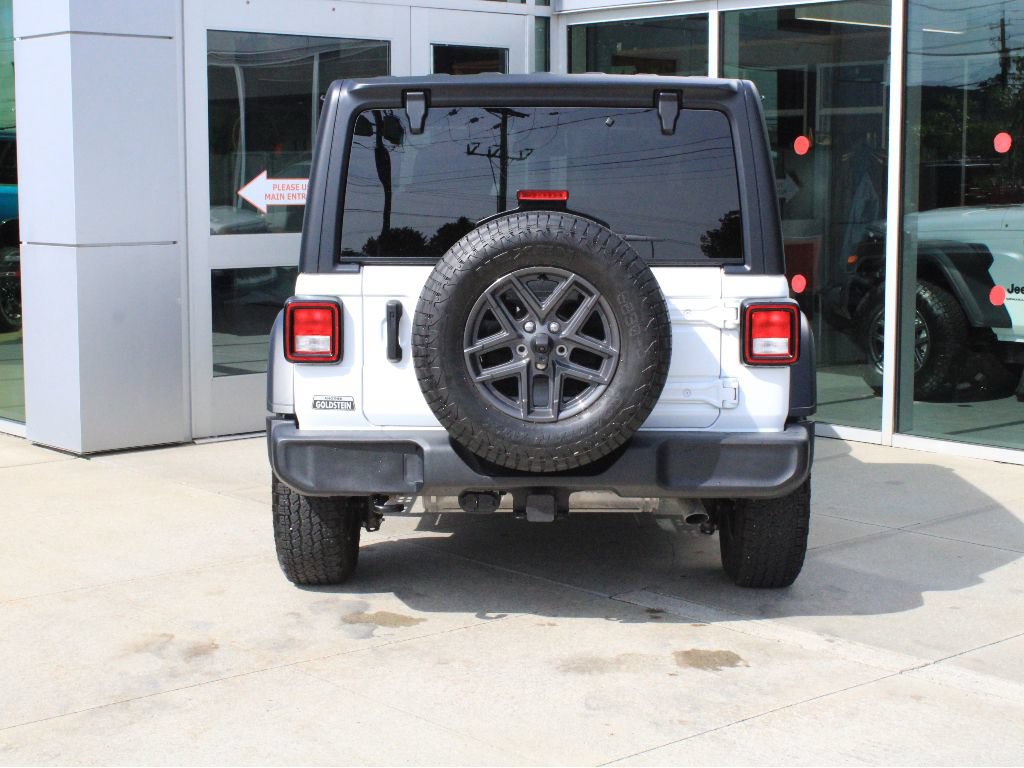 Certified 2024 Jeep Wrangler Sport AWD/4WD image 7