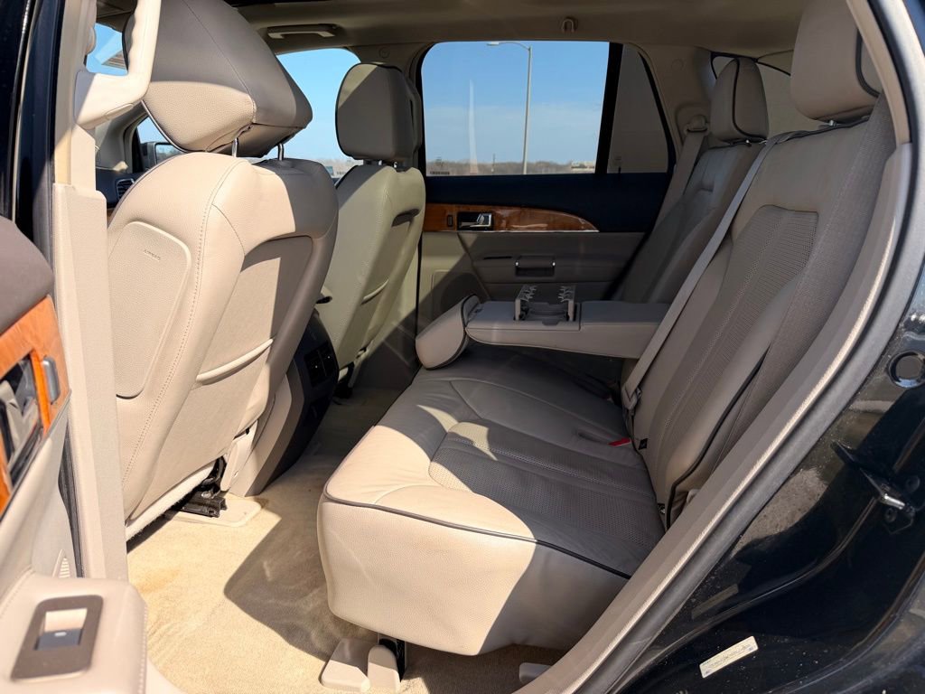 Used 2013 Lincoln MKX FWD image 30