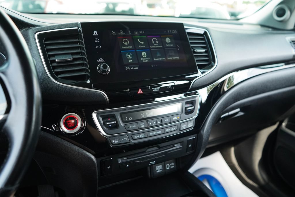 Used 2019 Honda Pilot Touring image 7