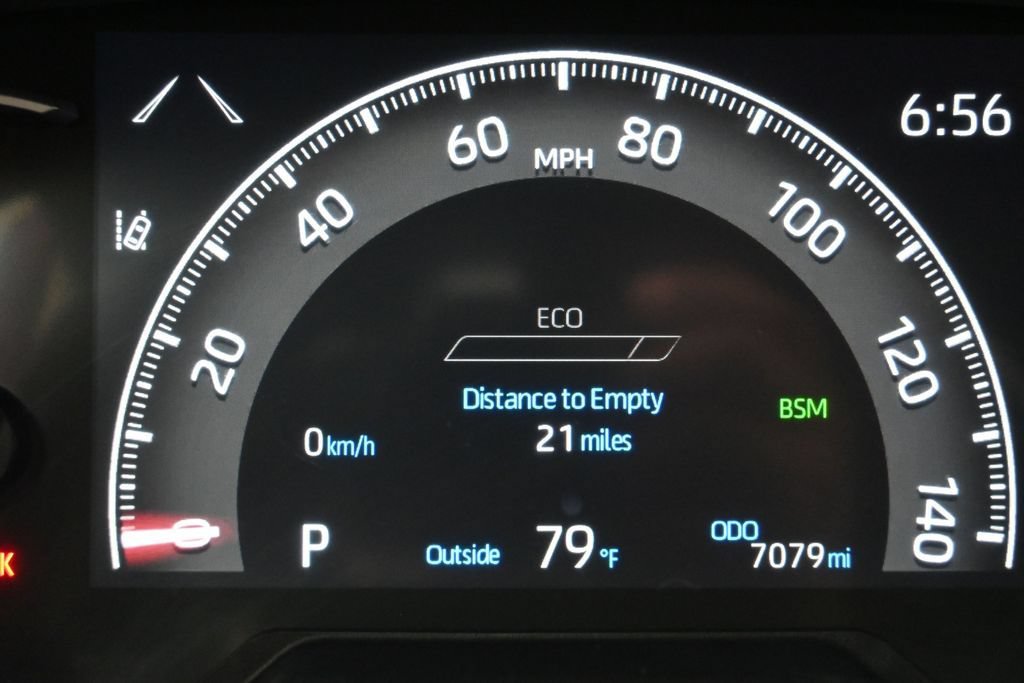 Used 2023 Toyota RAV4 XLE AWD/4WD image 16