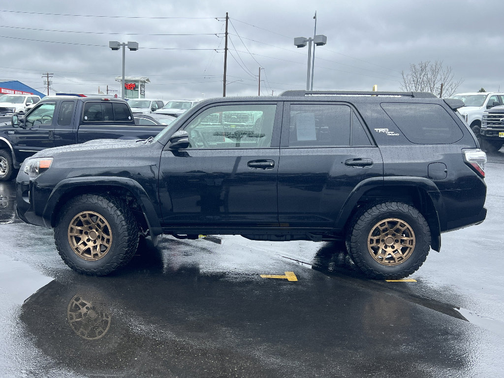 Used 2023 Toyota 4Runner TRD Off-Road Premium image 11